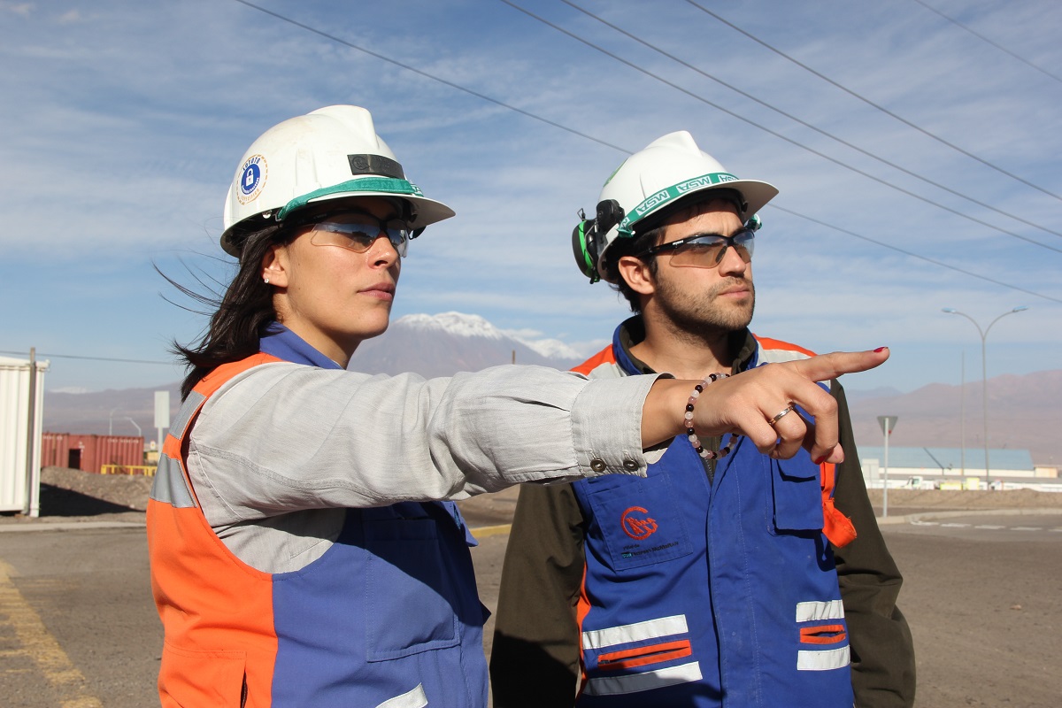 minera-El-Abra-mujer